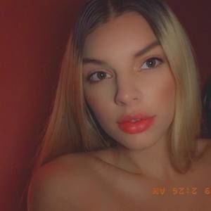 Meet your Posher, Skyla